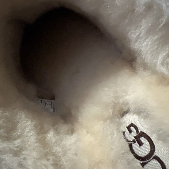 SIZE 7 UGG Women's Scuffette II Slippers in Chestnut Model 1106872 - Picture 9 of 10